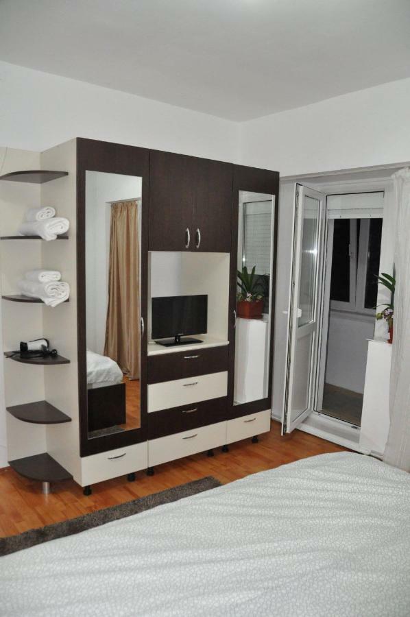 Mario Apartments Решица Екстериор снимка